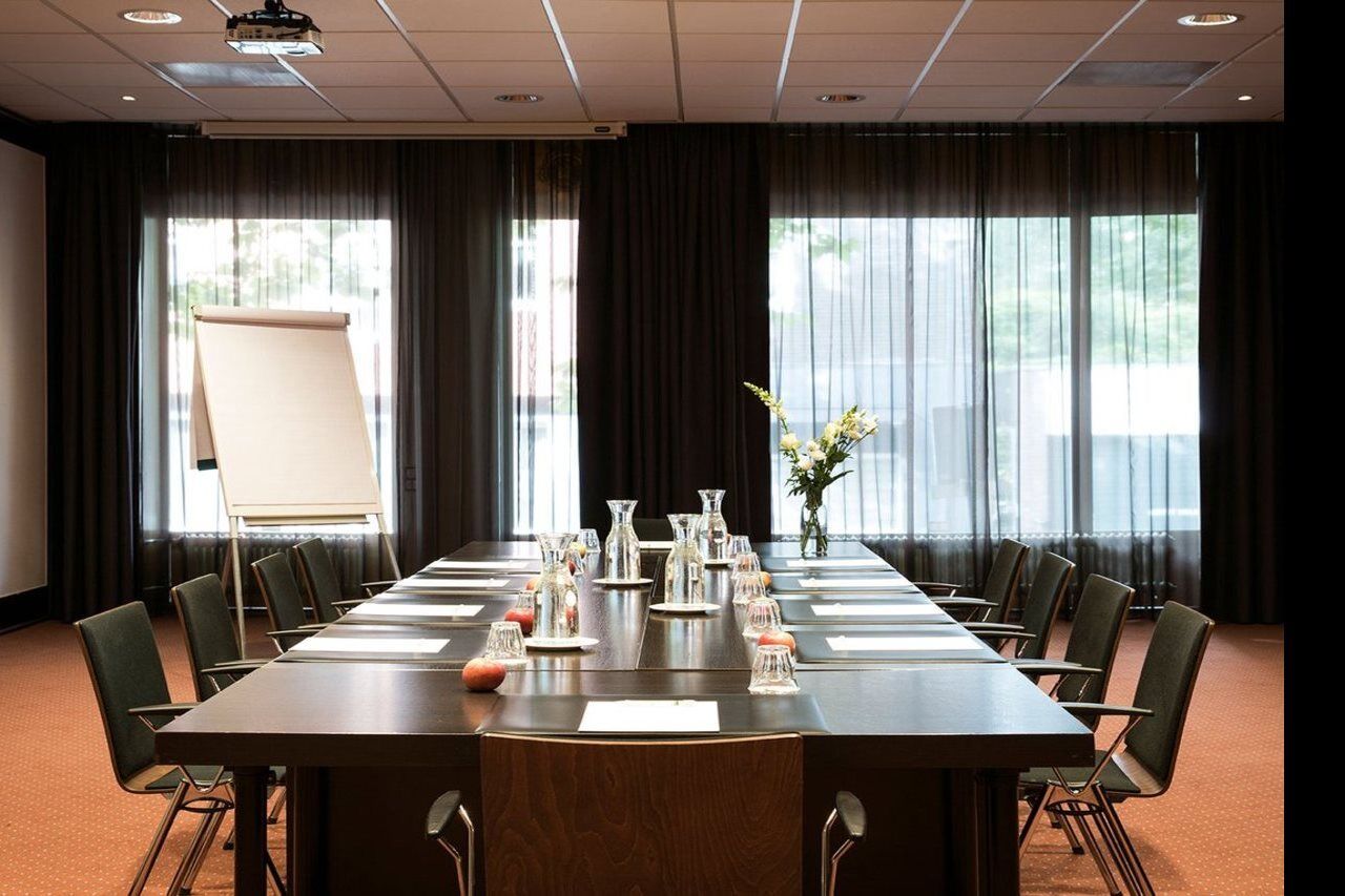 Oranje Hotel 4*